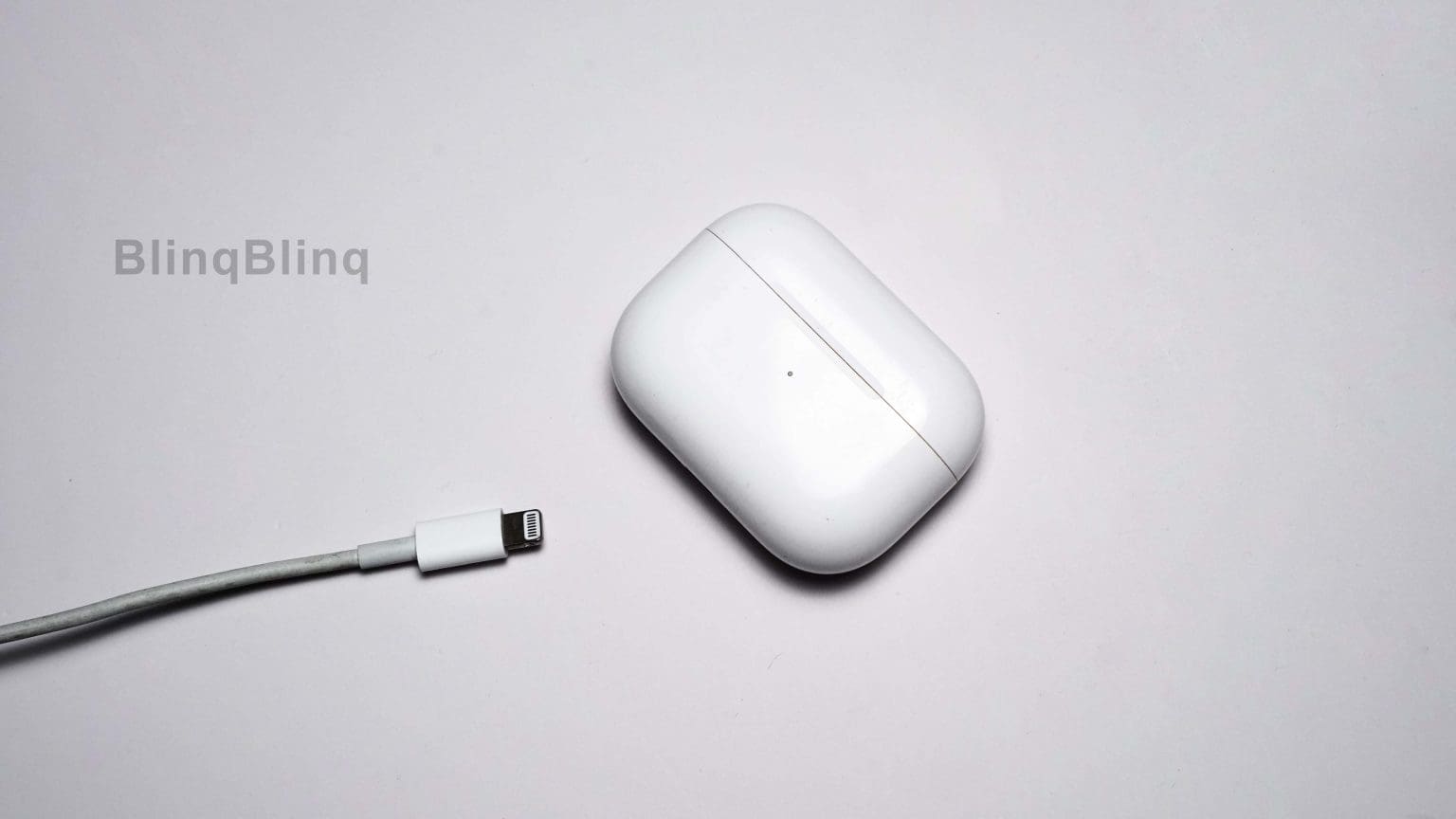 Can You Charge AirPods with a 20w Charger [2023] BlinqBlinq